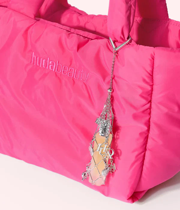 HUDABEAUTY - HOLDER WITH CHARMS